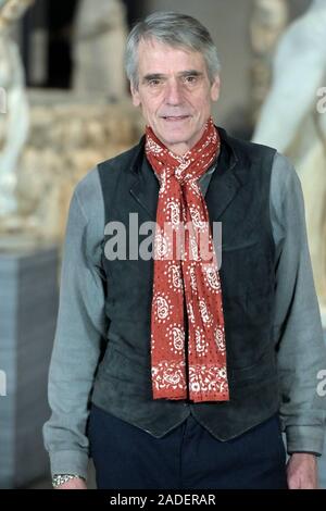 Madrid, Spagna. 04 Dic, 2019. Jeremy Irons durante la premiere "pittori e re del Prado a Madrid, mercoledì 4 dicembre 2019 Credit: CORDON PREMERE/Alamy Live News Foto Stock