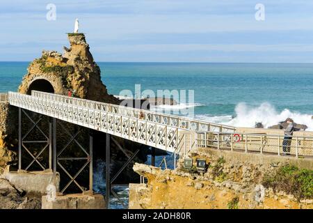 Rocher de la Vierge - Holly Vergine Rock, Biarritz, Pyrénées-Atlantiques, Pyrenees-Atlantique, Francia Foto Stock