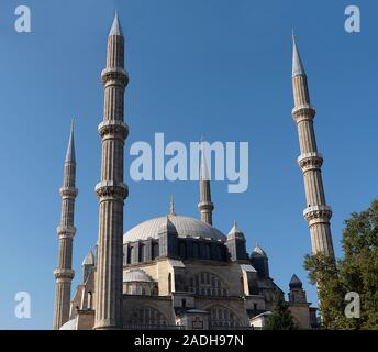 Vista esterna della moschea Selimiye a Edirne città, Turchia. UNESCO World Heritage Site, costruito da Mimar Sinan. Foto Stock