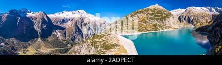 Gelmer lago vicino dal Grimselpass nelle Alpi svizzere, Gelmersee, Svizzera. Foto Stock