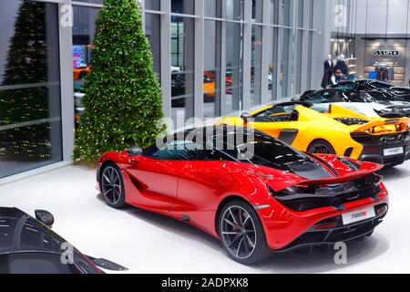 All'interno del nuovo showroom Mclaren a Leeds Foto Stock