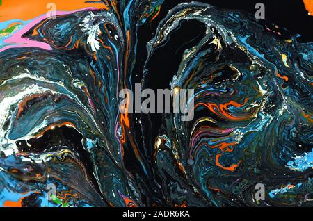 Verde e nero marmorizzazione pattern. Golden polvere di marmo texture liquida Foto Stock