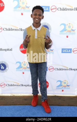 Xx UCLA annuale Mattel ospedale per bambini "Party sul molo" a Santa Monica Pier a Santa Monica, California il 3 novembre 2019 con: Evan Alex dove: Santa Monica, California, Stati Uniti quando: 03 Nov 2019 Credit: Sheri Determan/WENN.com Foto Stock