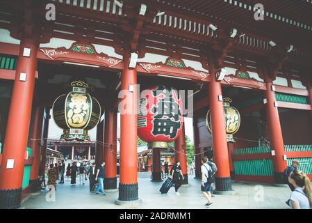 Asakusa, Giappone - 30 Settembre 2019: viste del senso ji santuario a Tokyo Foto Stock