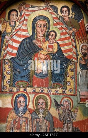 Etiopia, Amhara Region, Bahir Dar, Lago Tana Zege Penisola, C XIV Ura Kidane Mehret chiesa della Natività tradizionale pittura murale Foto Stock