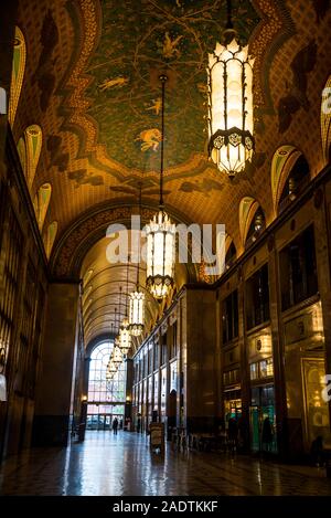 Arcade al Fisher Building, un grattacielo landmark si trova a 3011 West Grand Boulevard nel nuovo centro area di Detroit. Gli ornati 30-story buil Foto Stock