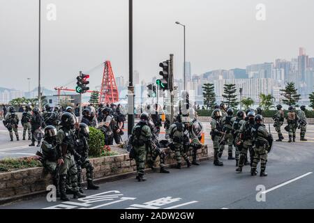 HongKong - Dicembre 01, 2019: Polizia sulla dimostrazione durante le proteste del 2019, una serie di manifestazioni a Hongkong Foto Stock