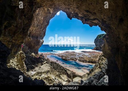 Archi Talava, archi di roccia, South Pacific Niue Foto Stock