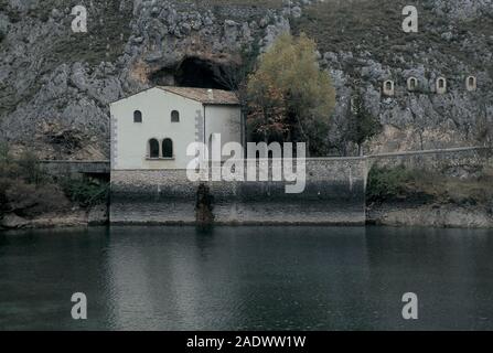 L'Italia, Abruzzo, san domenico'eremo al lago omonymous, Villalago Foto Stock