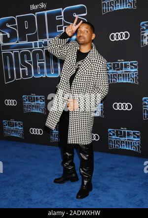 HOLLYWOOD, CA - Dicembre 04: Will Smith assiste la premiere del XX Century Fox 'Spie in Disguise" a El Capitan theater sul dicembre 04, 2019 a Los Angeles, California. Foto Stock