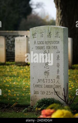 Ayette cimitero del Commonwealth per ottanta indiani e operai cinesi che sono stati impiegati nel mantenimento di trincee e fornire unità vicino alla parte anteriore Foto Stock