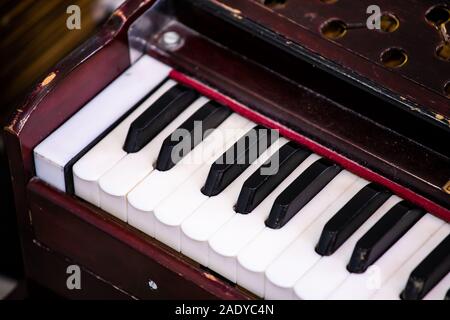 Indian sikh rituali tradizionali strumenti musicali Foto Stock