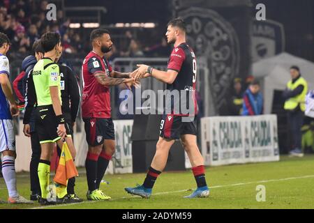 Cagliari, Italia, 05 dic 2019, Alberto cerri di Cagliari Calcio, galvão joao pedro di cagliari calcio durante Cagliari vs Sampdoria - Italian TIM Cup Championship - Credit: LPS/Luigi Canu/Alamy Live News Foto Stock