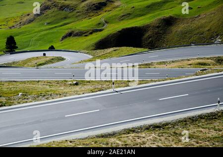 Strada di Montagna in Svizzera. Foto Stock