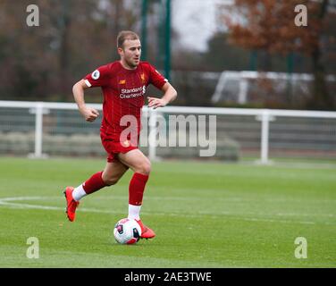 ENFIELD, Inghilterra. 06 Dicembre: Herbie Kane di Liverpool durante la Premier League 2 tra Tottenham Hotspur e Liverpool presso la Hotspur modo, Enfield Foto Stock