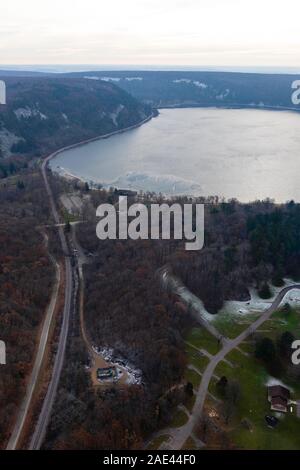 Fotografia aerea di Devil's Lake State Park, vicino a Baraboo, Sauk County, Wisconsin, Stati Uniti d'America. Foto Stock