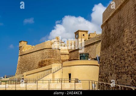 Vista dell'ingresso alla Cittadella di Victoria a Gozo. Foto Stock