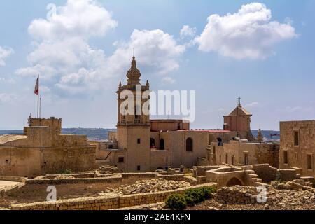 San Giovanni Cavalier e la Cattedrale dell'Assunzione nella cittadella di Victoria Foto Stock
