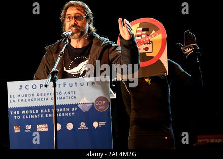 Madrid, Spagna. Il 6 dicembre, 2019. COP25: l'attore Javier Bardem. Protesta contro il cambiamento climatico a Madrid, Spagna. Credito: EnriquePSans/Alamy Live News Foto Stock