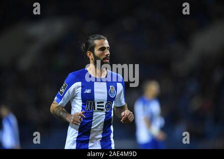 Porto, Portogallo. 06 Dic, 2019. 2° dicembre 2019; Dragao Stadium, Porto, Portogallo; campionato portoghese calcio, FC Porto versus Pacos de Ferreira; Sergio Oliveira di FC Porto - Editoriale usare carte di credito: Azione Plus immagini di sport/Alamy Live News Foto Stock