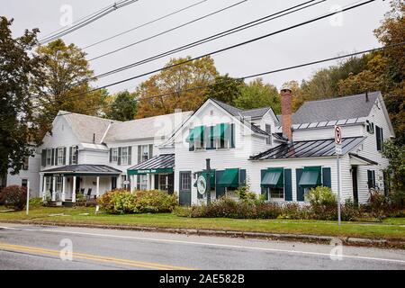 Il Dorset, Vermont - 1 Ottobre 2019: esterne a coda di rondine Inn bed and breakfast nella città del New England del Dorset Foto Stock