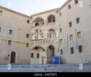 Cortile Del Castello Di Schlosskirche Chiesa Di Tutti I Santi Chiesa In Lutherstadt Wittenberg Sassonia-Anhalt Germania Foto Stock