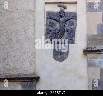 Sculture in pietra sul muro della chiesa di San Marien Stadtkirche Lutherstadt Wittenberg Sassonia-Anhalt Germania. Foto Stock