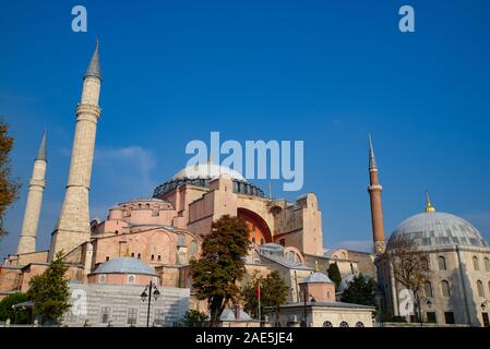 Hagia Sophia, ex cattedrale ortodossa e Ottoman Imperial moschea, ad Istanbul in Turchia Foto Stock