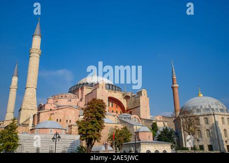 Hagia Sophia, ex cattedrale ortodossa e Ottoman Imperial moschea, ad Istanbul in Turchia Foto Stock