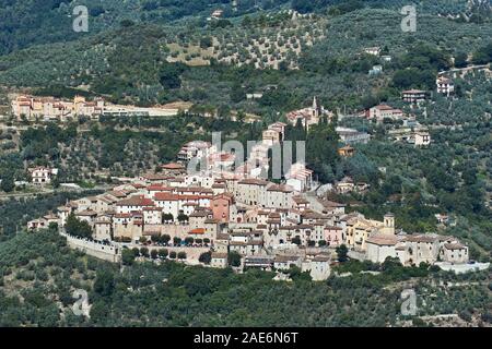 Panoramica del paese di Montefranco, in Valnerina, provincia di Terni, umbria, Italia Foto Stock