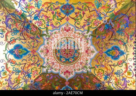 Tradizionale stile russo floral seamless pattern. Colorato modello senza cuciture con fiori e Paisley. Fairy Tail ispirato Foto Stock