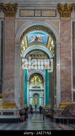 All'interno della Cattedrale di San Isacco o Isaakievskiy Sobor è la più grande Chiesa Russa Ortodossa (sobor) a San Pietroburgo, Russia Foto Stock