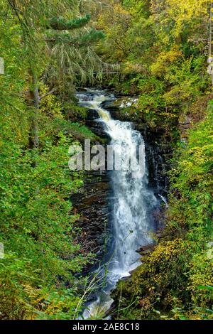 La tomaia Moness Falls, Birks di Aberfeldy, Perthshire Scozia. Foto Stock