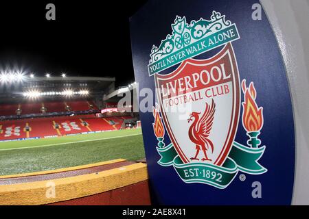 Il 27 novembre 2019, Anfield, Liverpool, in Inghilterra; la UEFA Champions League, Liverpool v Napoli : Liverpool emblema Credito: Mark Cosgrove/news immagini Foto Stock