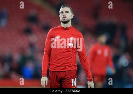 Il 27 novembre 2019, Anfield, Liverpool, in Inghilterra; la UEFA Champions League, Liverpool v Napoli : Jordan Henderson (14) di Liverpool Credit: Mark Cosgrove/news immagini Foto Stock