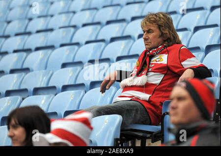 Xxi Aprile 2012. Calcio - Campionato nPower Football - Coventry City Vs Doncaster Rovers. Una ventola di Doncaster nell'atmosfera rilassata. Fotografo: Paolo Roberts/OneUpTop/Alamy. Foto Stock