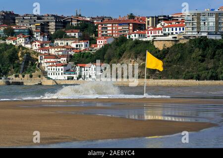 Spiaggia Ereaga in Getxo,Bilbao City, nella provincia di Biscaglia, Spagna Foto Stock