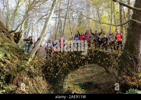 Il trekking godendo di autunno a Trabzon tonya yakçukur Foto Stock