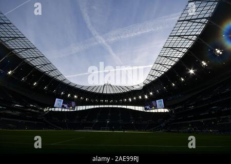 Londra, Inghilterra - 7 DICEMBRE vista generale del luogo durante il match di Premier League tra Tottenham Hotspur e Burnley a White Hart Lane, Londra il Sabato 7 dicembre 2019. (Credit: Ivan Yordanov | MI News ) la fotografia può essere utilizzata solo per il giornale e/o rivista scopi editoriali, è richiesta una licenza per uso commerciale Credito: MI News & Sport /Alamy Live News Foto Stock