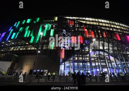 Londra, Inghilterra - 7 DICEMBRE vista generale del luogo durante il match di Premier League tra Tottenham Hotspur e Burnley a White Hart Lane, Londra il Sabato 7 dicembre 2019. (Credit: Ivan Yordanov | MI News ) la fotografia può essere utilizzata solo per il giornale e/o rivista scopi editoriali, è richiesta una licenza per uso commerciale Credito: MI News & Sport /Alamy Live News Foto Stock