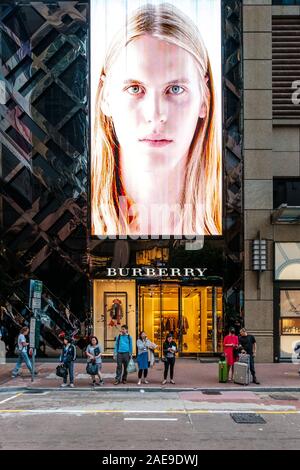 HongKong - Novembre 2019: Burberry shop facciata /store exteior in Hongkong, centrale Foto Stock