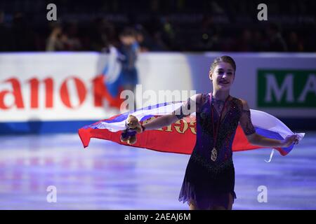 Torino, Italia. 07Th Dec, 2019. Senior Ladies pattinaggio gratuito Awards: Alena KOSTORNAIA dalla Russia al primo posto, presso l'ISU Junior e Senior Grand Prix di Pattinaggio di Figura 2019/20 finale al Palavela, sul dicembre 07, 2019 a Torino, Italia. Credito: Raniero Corbelletti/AFLO/Alamy Live News Credito: Aflo Co. Ltd./Alamy Live News Foto Stock