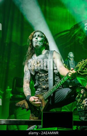 Berna, Svizzera. 07Th Dec, 2019. Il tedesco della band power metal Powerwolf esegue un concerto dal vivo presso la Festhalle di Berna. (Photo credit: Gonzales foto/Tilman Jentzsch/Alamy Live News). Foto Stock