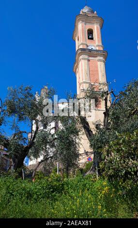 Il campanile della chiesa di San Marco, Civezza, provincia Imperia Riviera di Ponente, Liguria, Italia Foto Stock