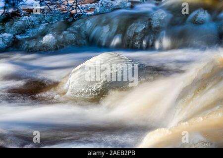 "L'acqua e il ghiaccio". Foto Stock