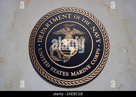 Emblema del dipartimento della marina militare degli Stati Uniti marine corps crest sulla Veterans Memorial kissimmee florida usa Foto Stock