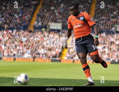 Il 14 aprile 2012. Calcio - Premiership - West Bromwich Albion Vs Queens Park Ranger. Taye Taiwo di Queens Park Rangers. Fotografo: Paolo Roberts/OneUpTop/Alamy. Foto Stock