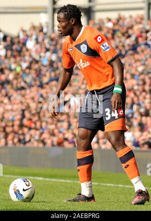 Il 14 aprile 2012. Calcio - Premiership - West Bromwich Albion Vs Queens Park Ranger. Taye Taiwo di Queens Park Rangers. Fotografo: Paolo Roberts/OneUpTop/Alamy. Foto Stock