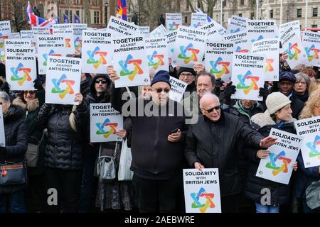 La piazza del Parlamento, Londra, Regno Unito. 8 dicembre 2019. Insieme contro l' antisemitismo rally in piazza del Parlamento. Credito: Matteo Chattle/Alamy Live News Foto Stock