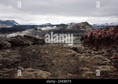 Ancora caldo campi di lava nella zona di Krafla in Islanda, Leirhnjukur. Foto Stock